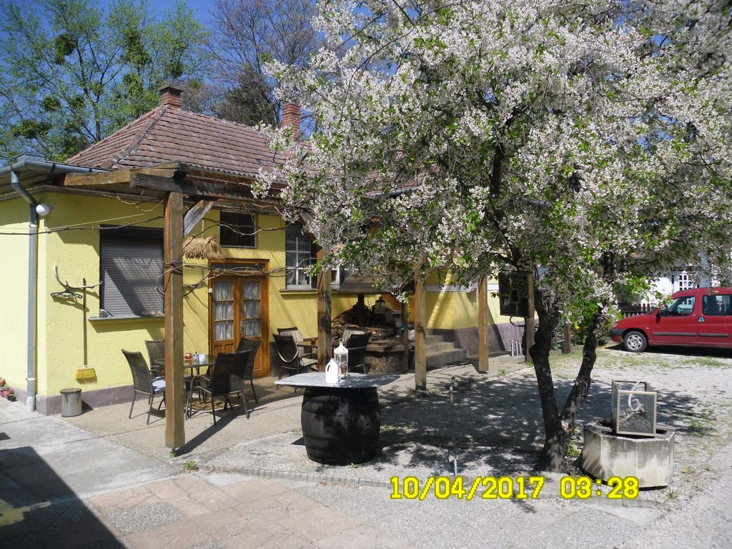 Pension Heidi Lenti Exterior foto